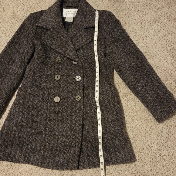 Jaeger Vintage Wool Double Breasted Tweed Pea Coat Gray Women's 6 Wooden Buttons